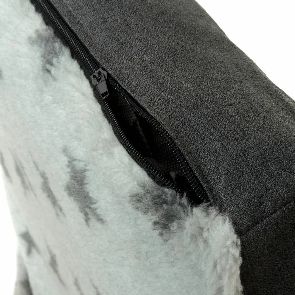 Cuscino Paros In Pelliccetta Con Stelle Premium Leopet - 60x100x10h Cm - immagine 2